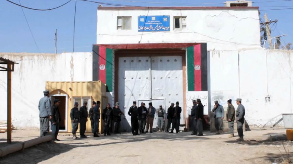 Growing Up Behind Bars